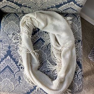 Infinity scarf